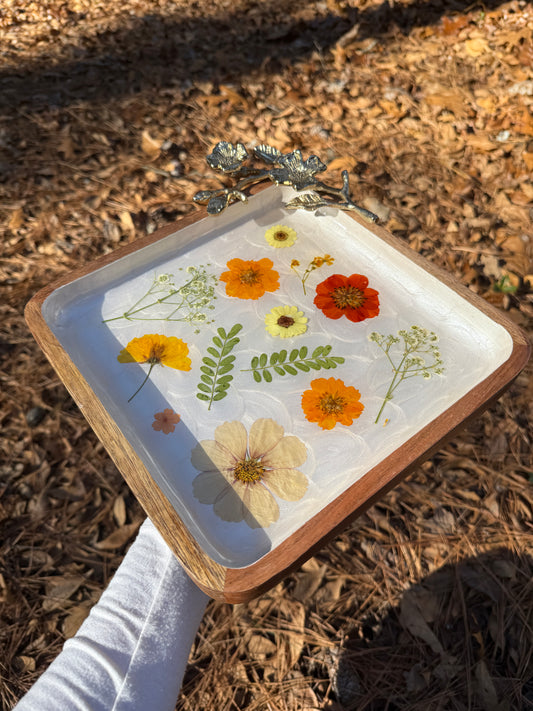 Vintage-Style Pressed Flower Tray
