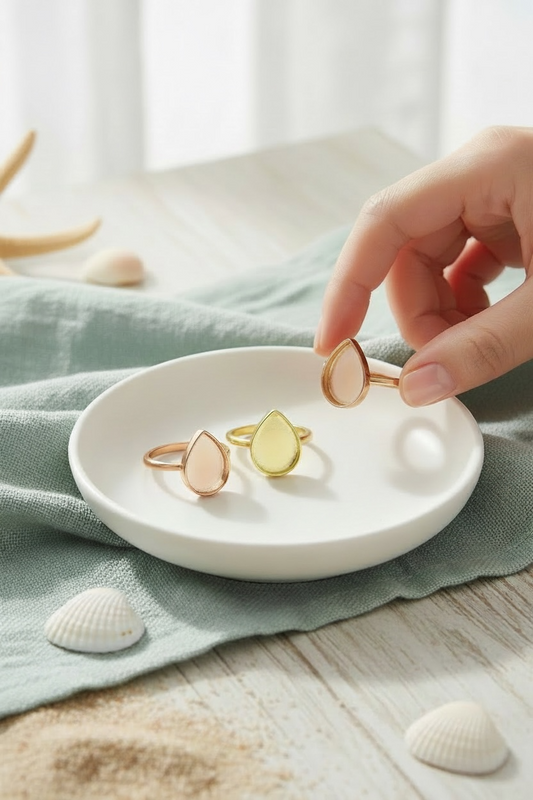 14K Solid Gold Keepsake Ring - Pear