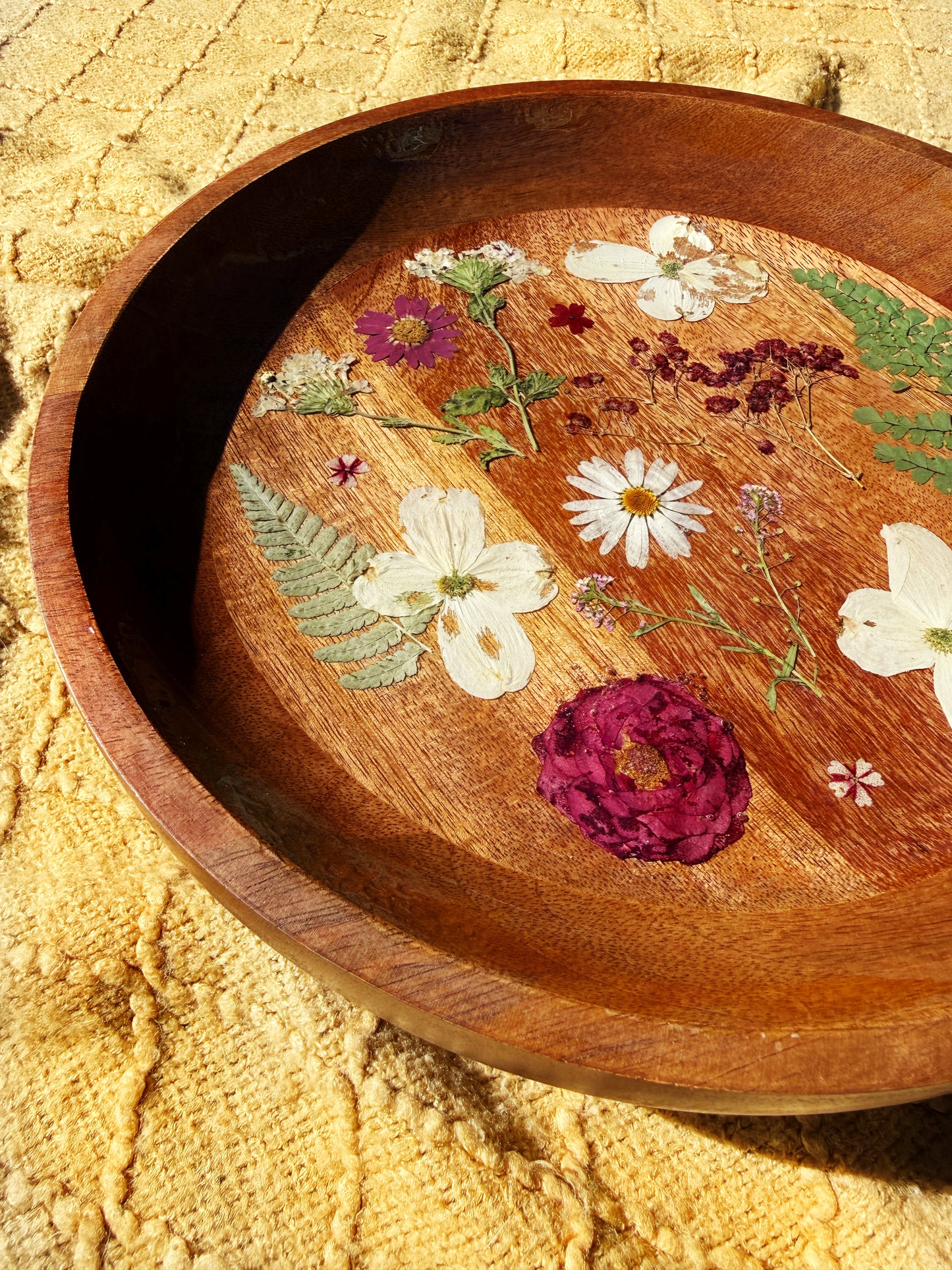 Carolina Dogwood Turntable